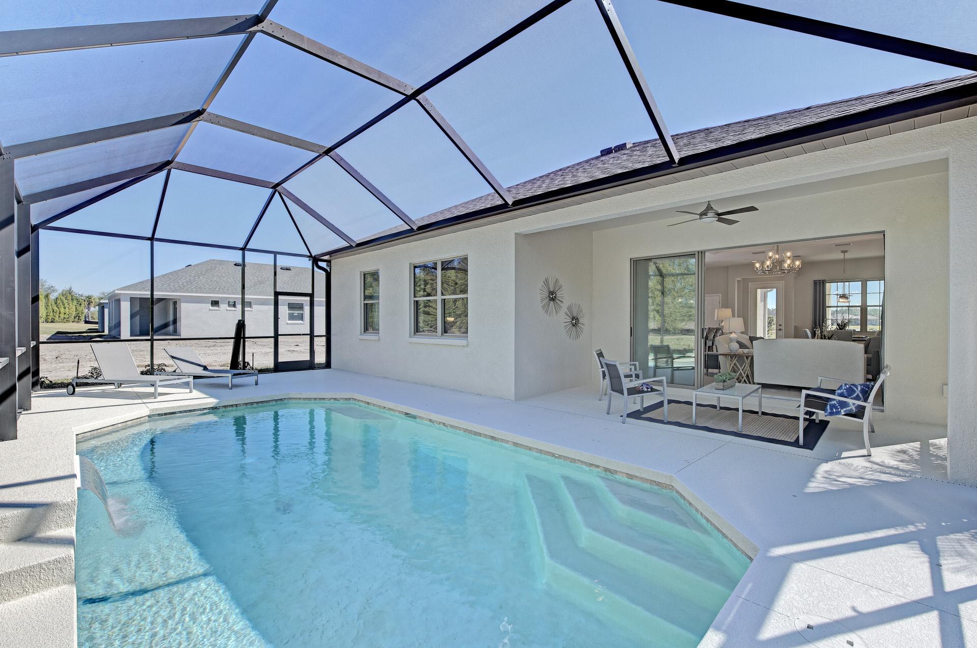 NEO Lakes of Mount Dora Harbour Medallion Home