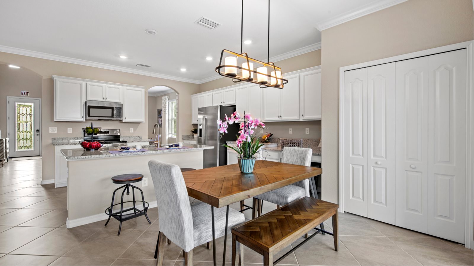 NEO Hampton Lakes at River Hall Lennar