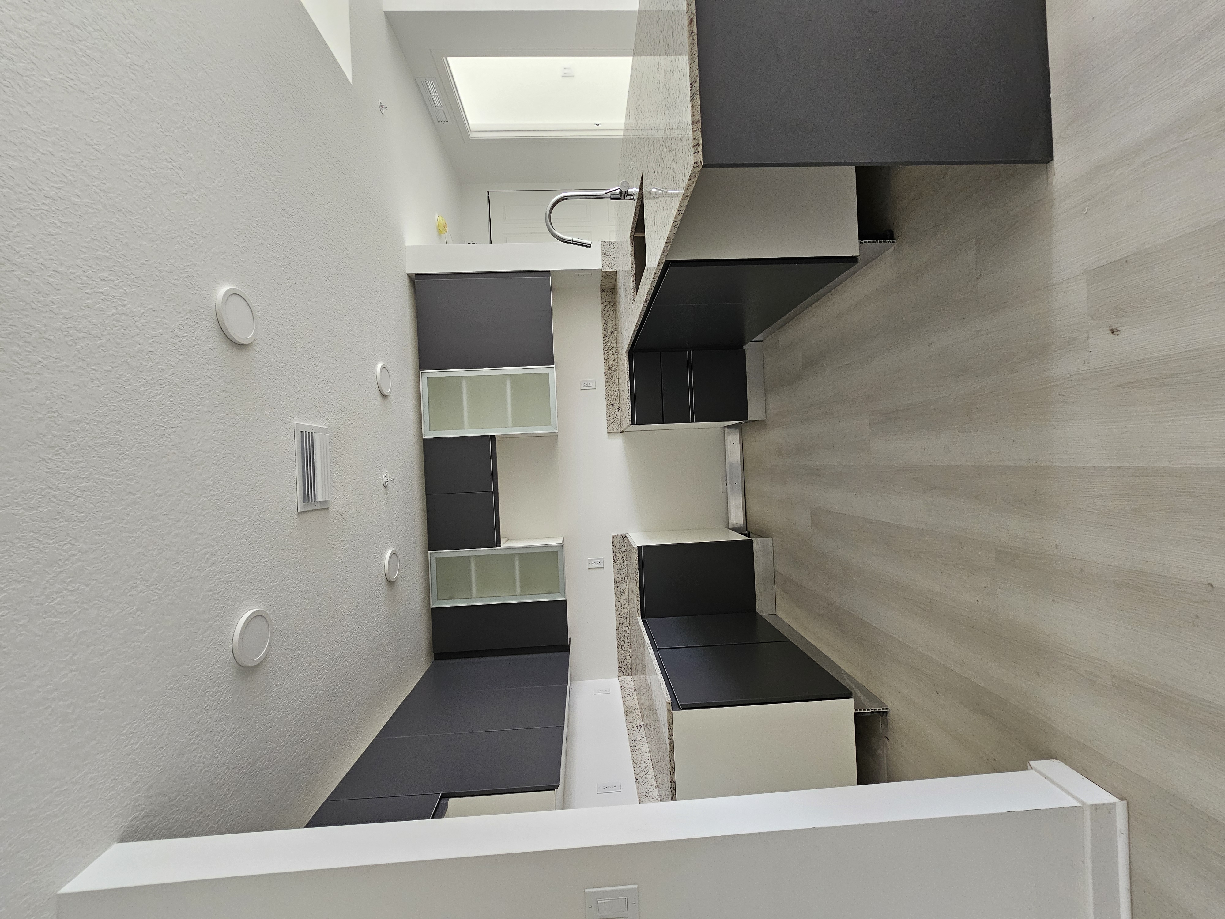 Project gallery image 9