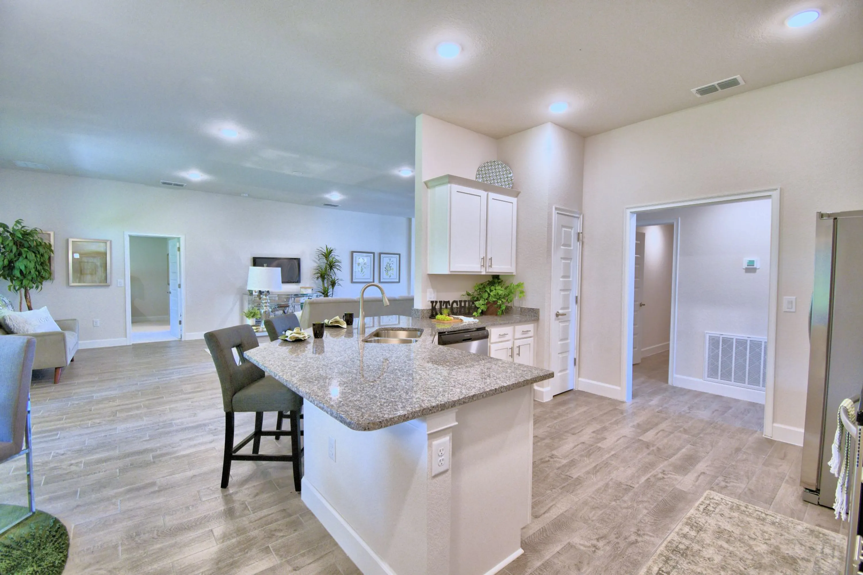 Project gallery image 9