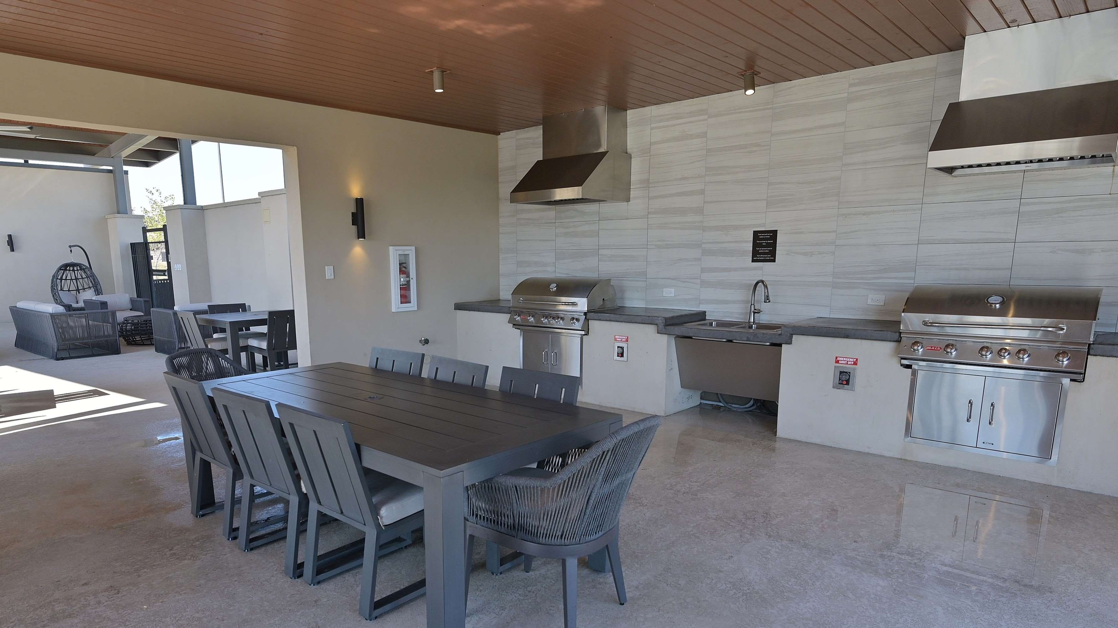 Project gallery image 14