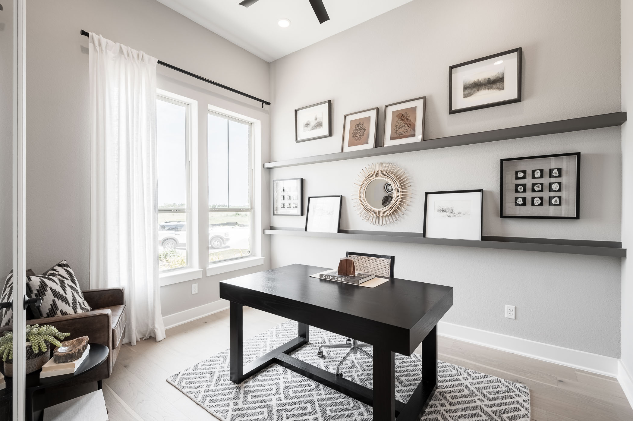 Project gallery image 9