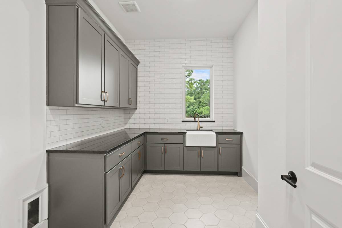 Project gallery image 9