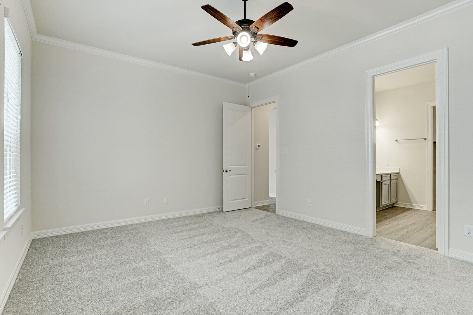 Project gallery image 8