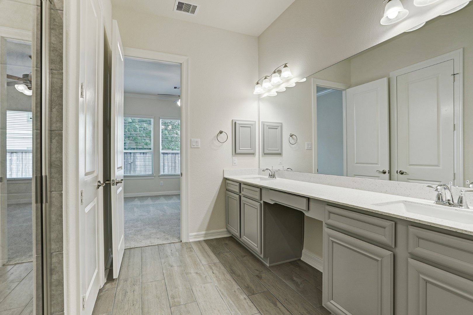 Project gallery image 11