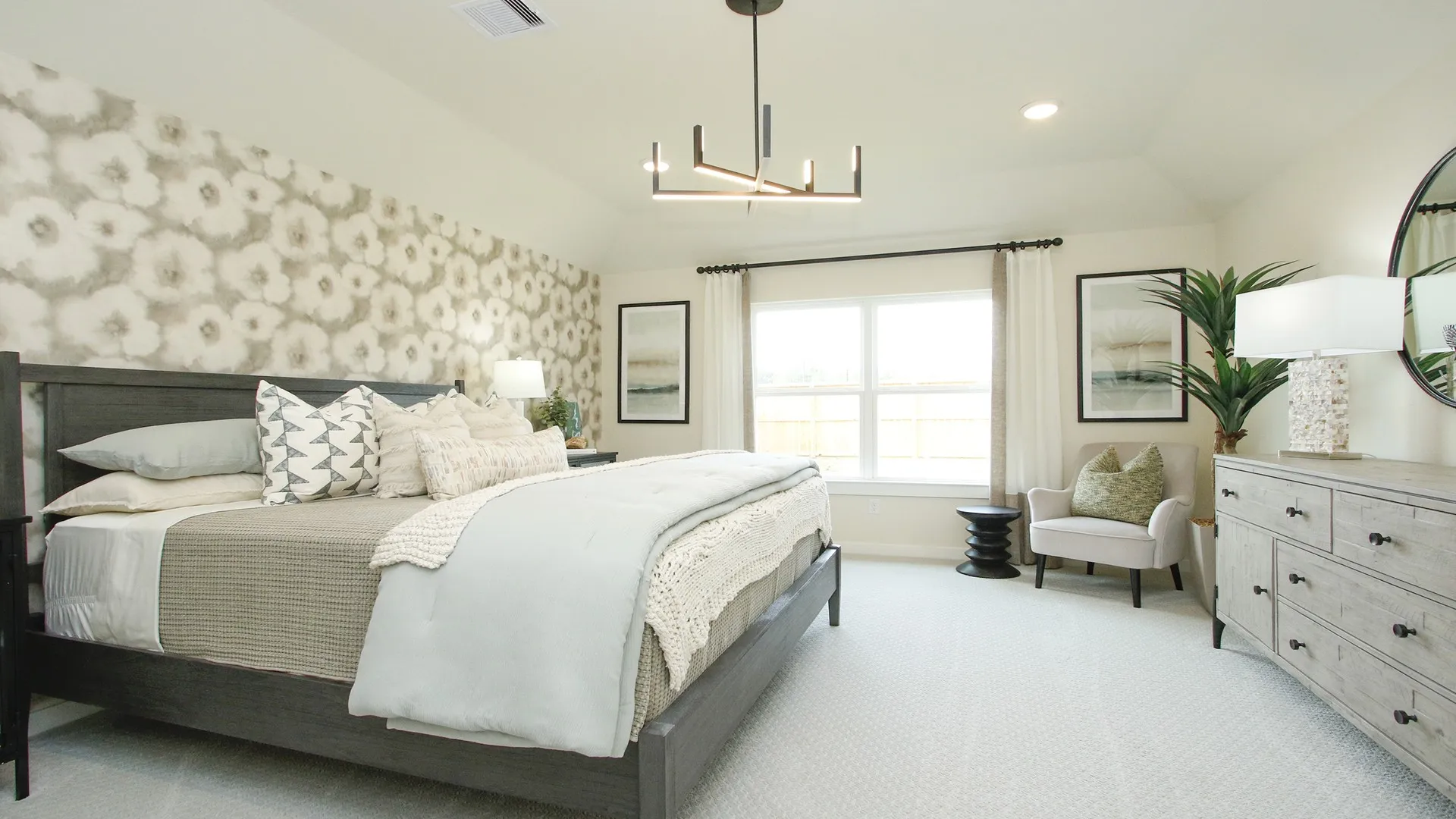 Project gallery image 13