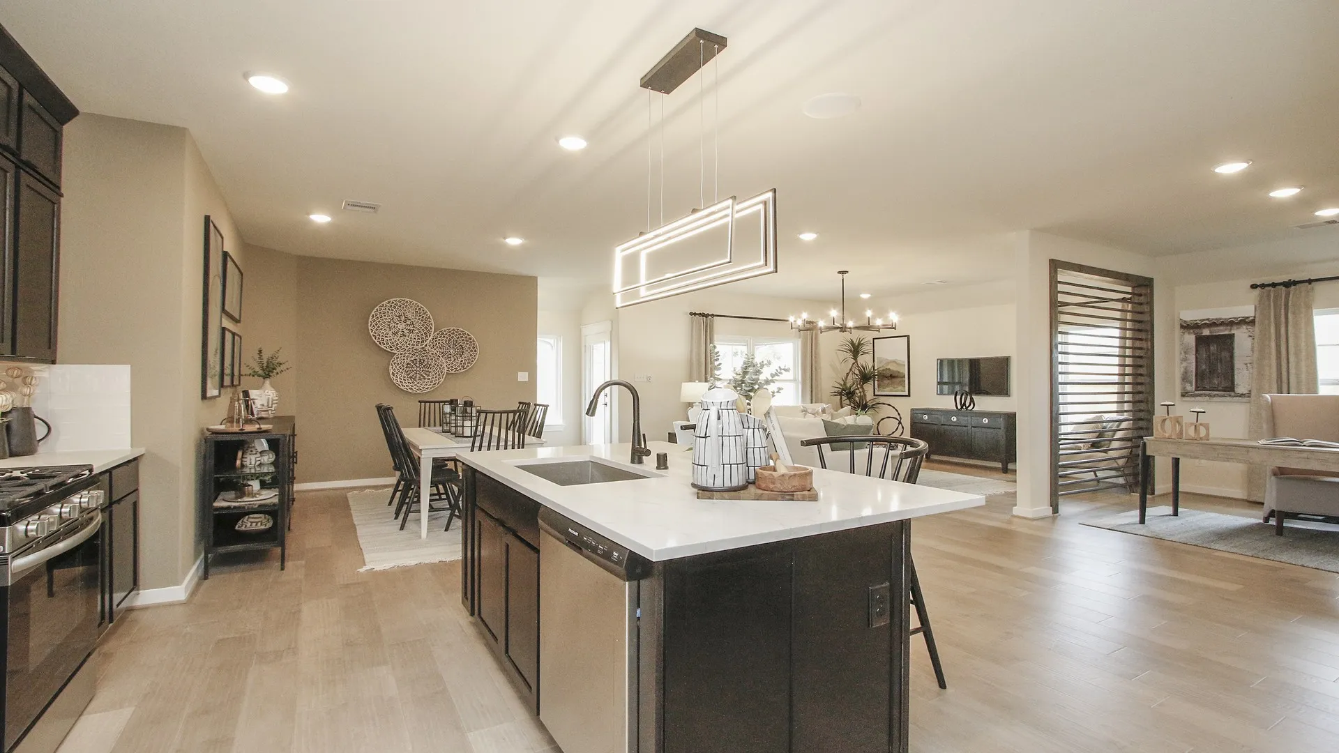 Project gallery image 18