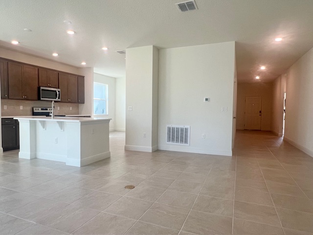 Project gallery image 9
