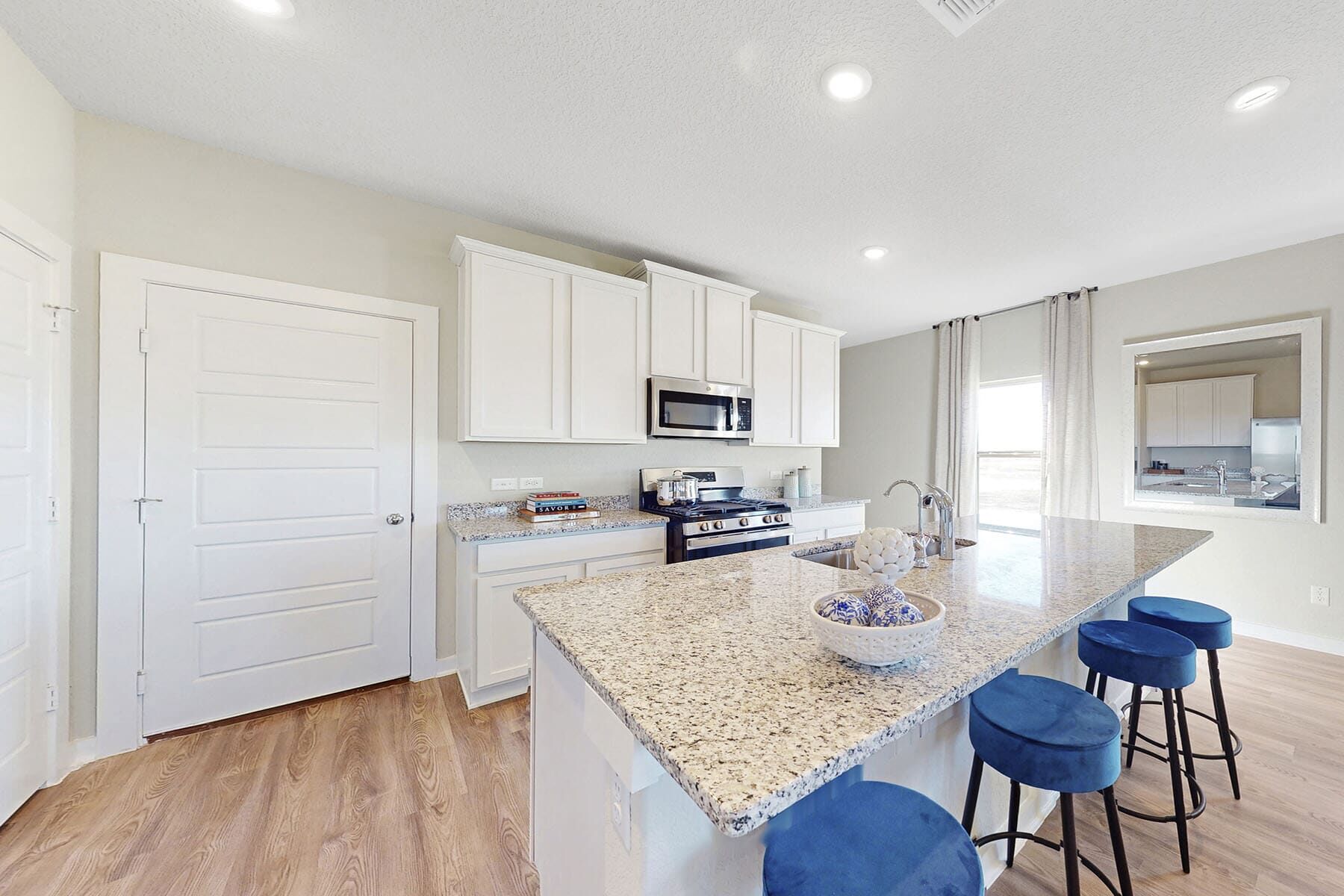 Project gallery image 9