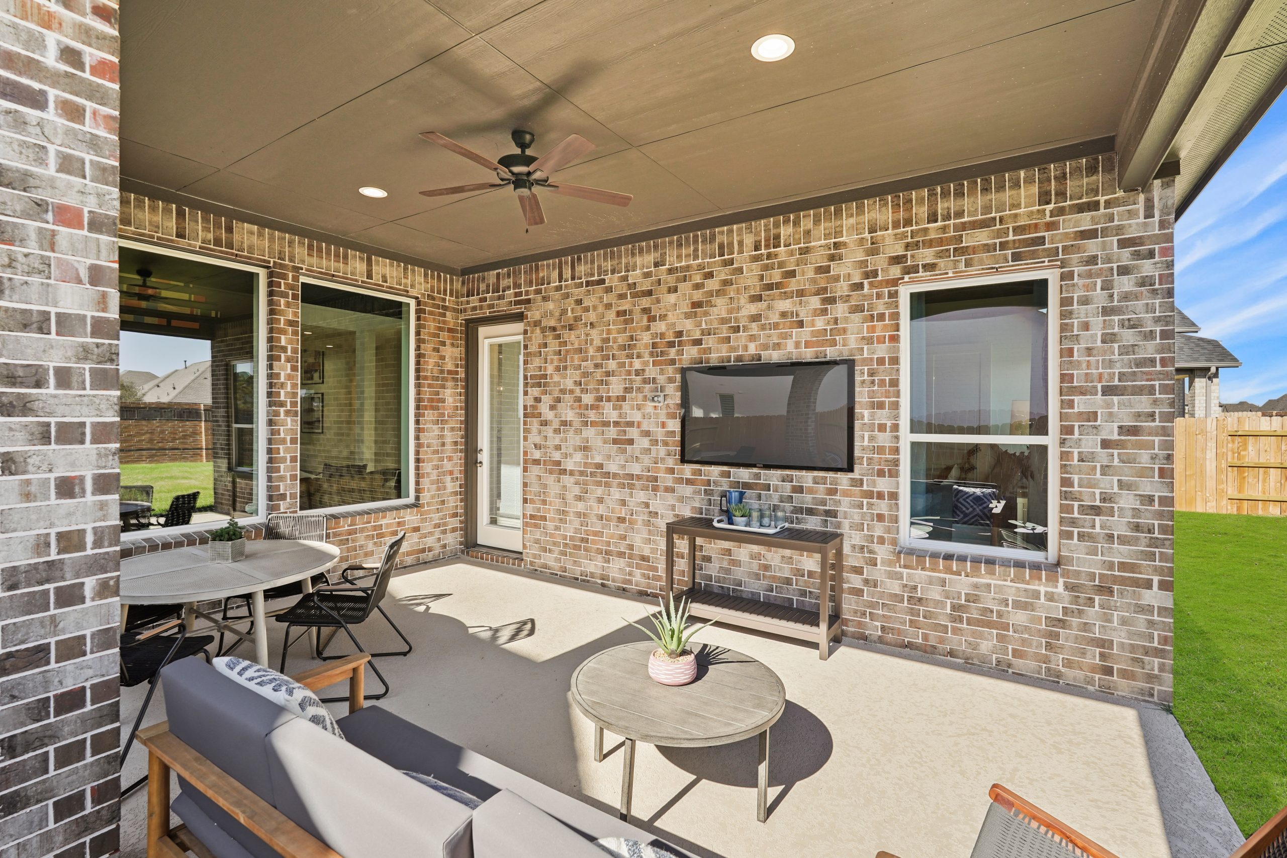 Project gallery image 16