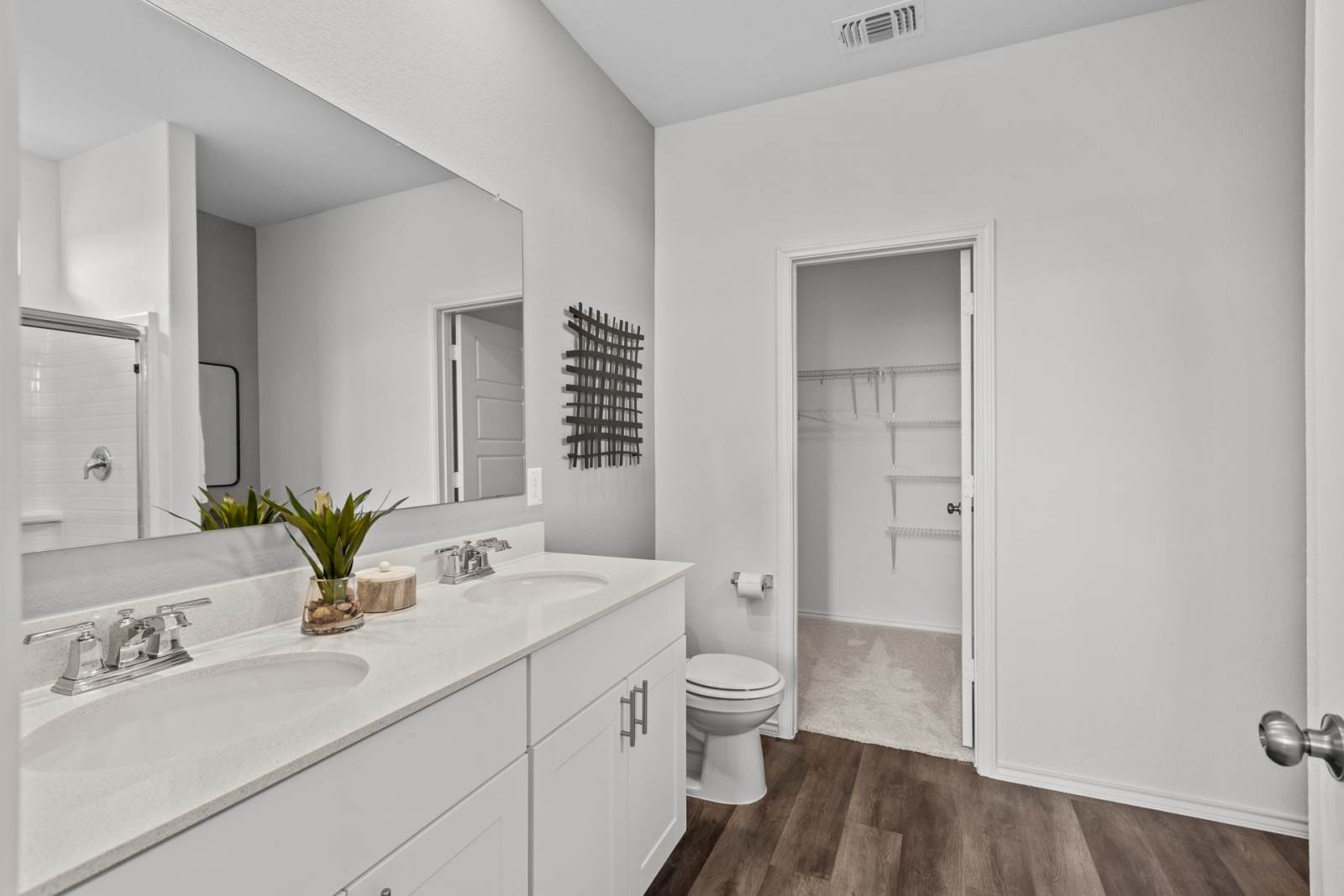 Project gallery image 11