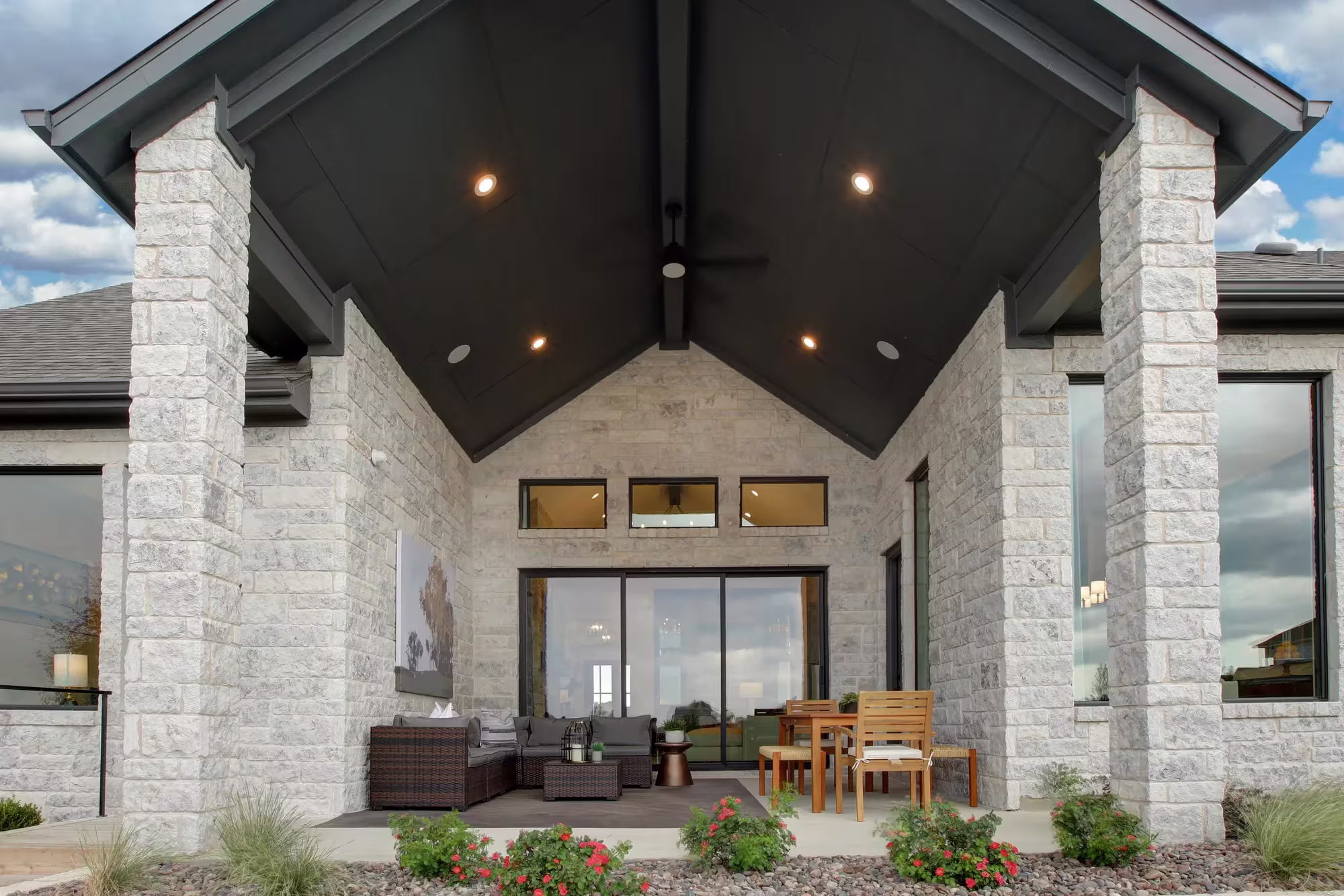 Project gallery image 11