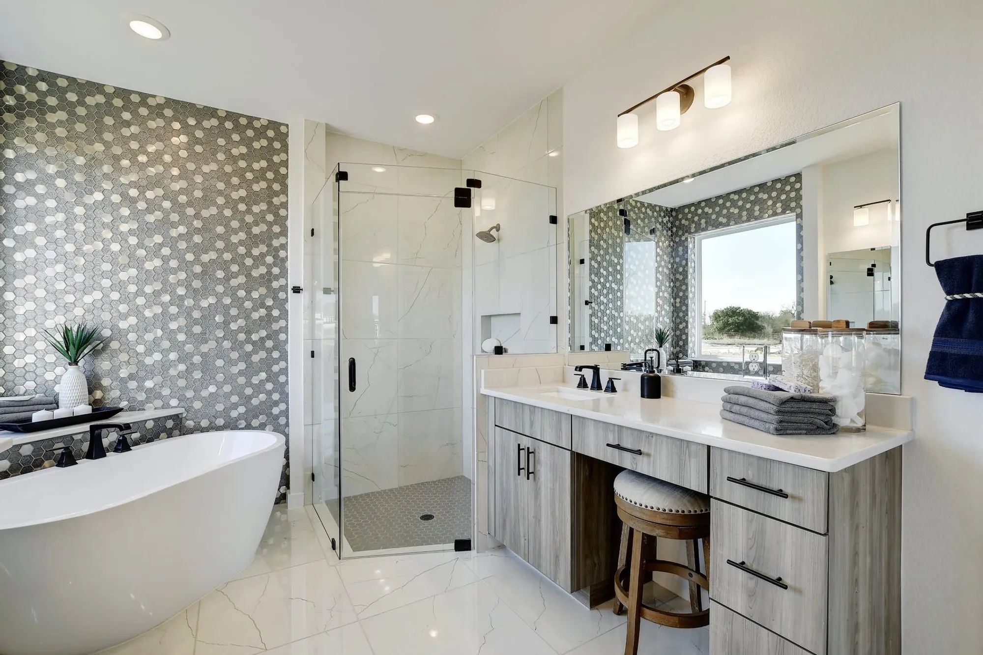 Project gallery image 11