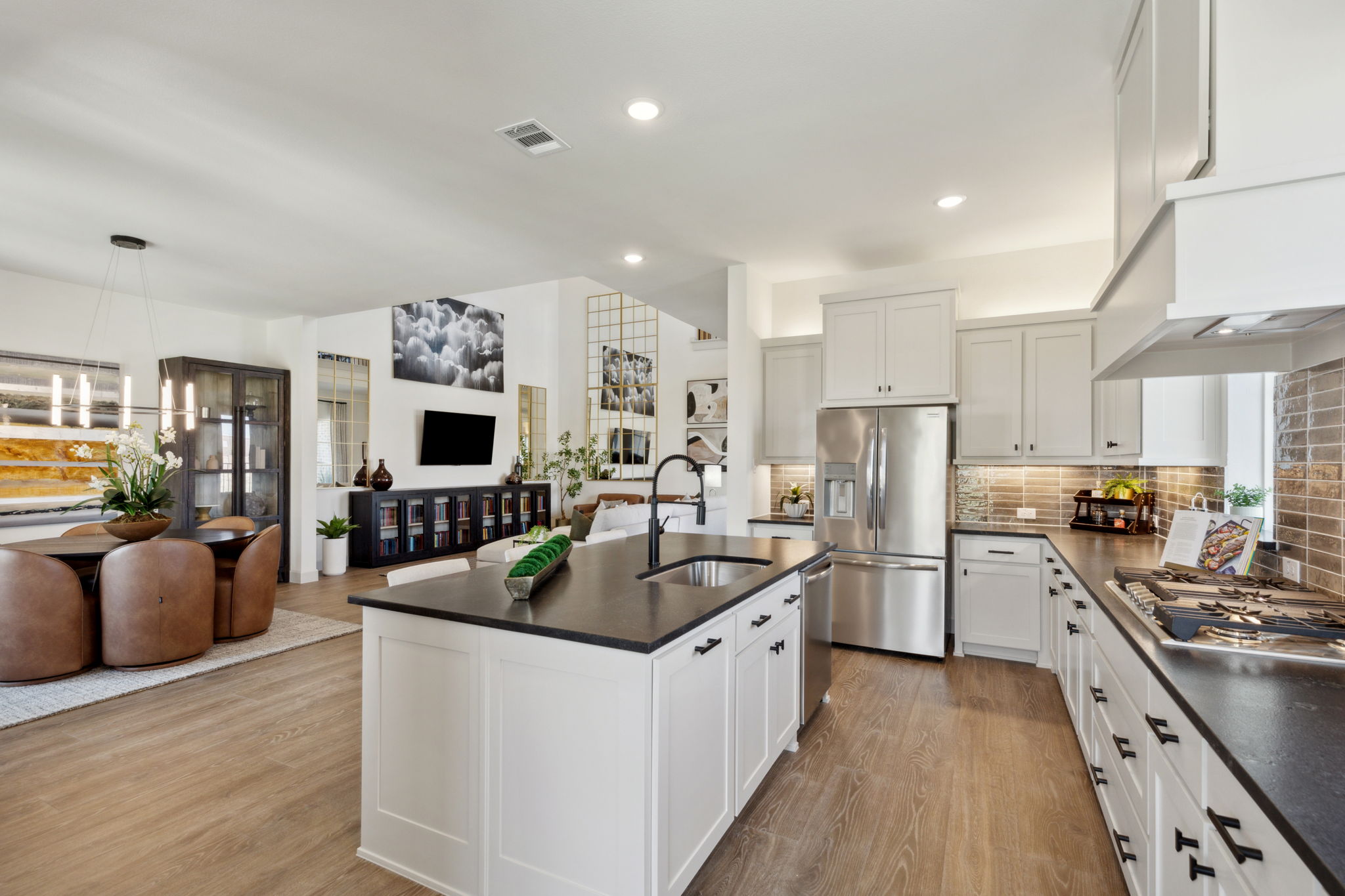 Project gallery image 12