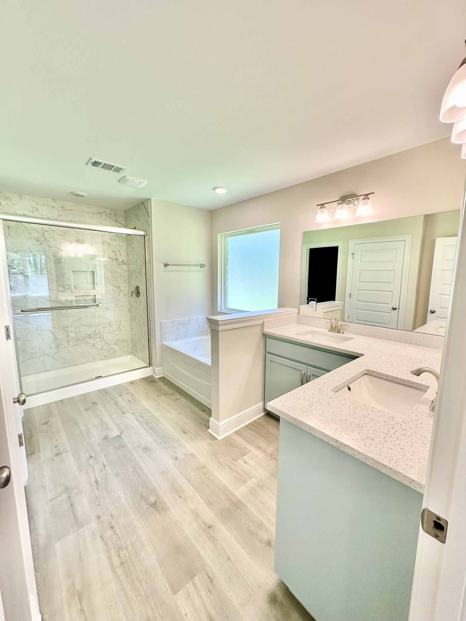 Project gallery image 9