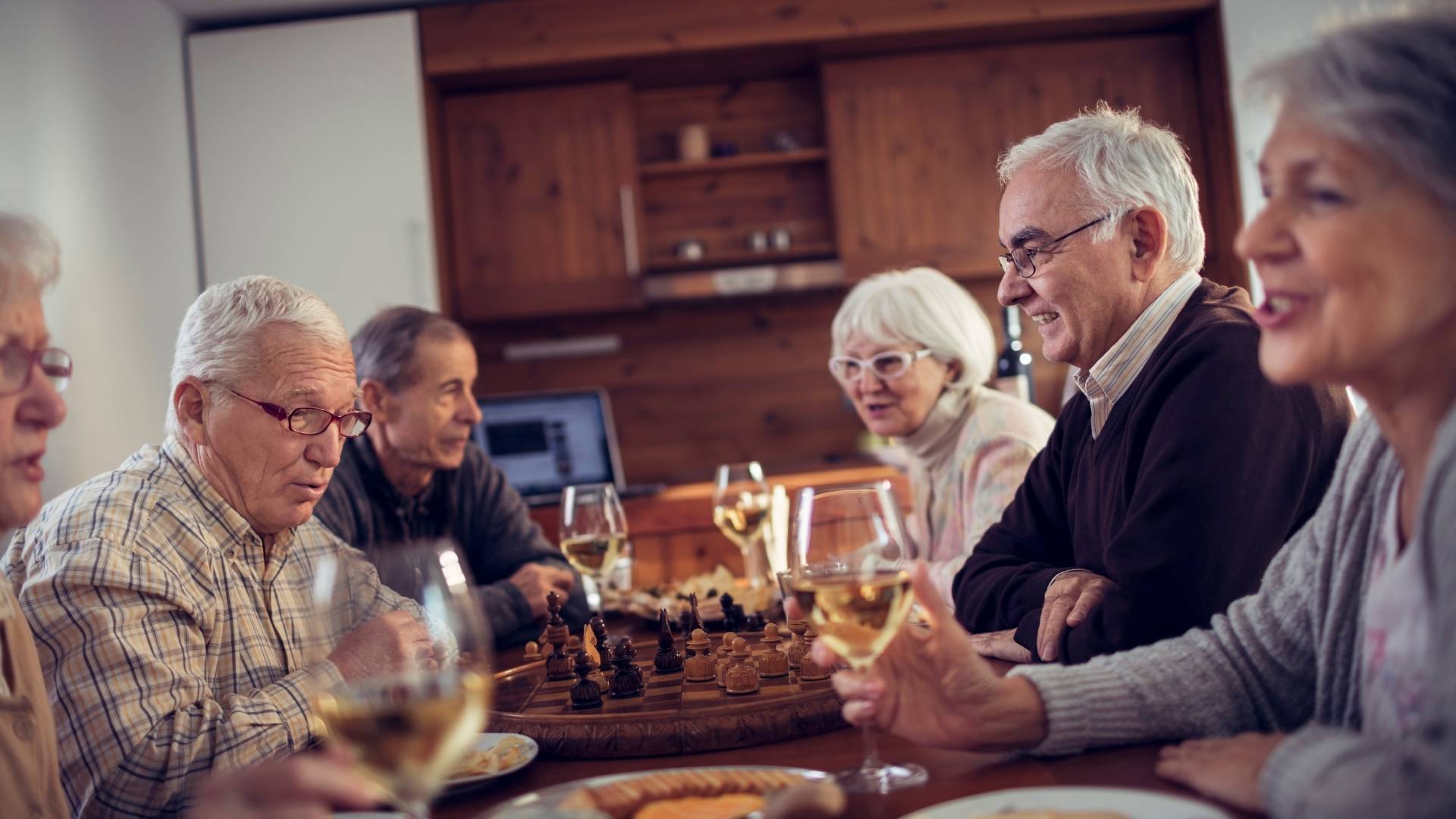 The 9 benefits of living in a 55+ community in Florida